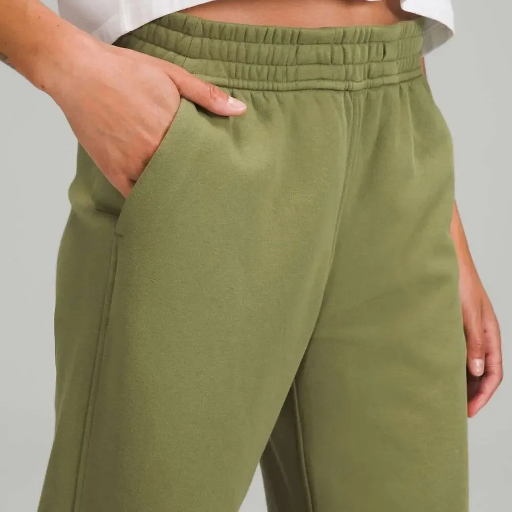 Lululemon Loungeful Straight Leg Pant Bronze Green Sweatpants Size 8 Women's